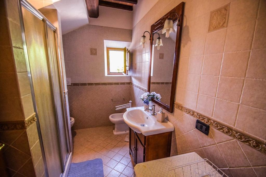 Agriturismo Podere Biancospino Piscina Privata Chianciano Terme Buitenkant foto
