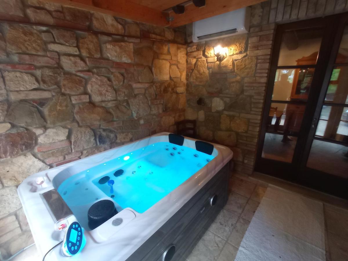 Agriturismo Podere Biancospino Piscina Privata Chianciano Terme Buitenkant foto